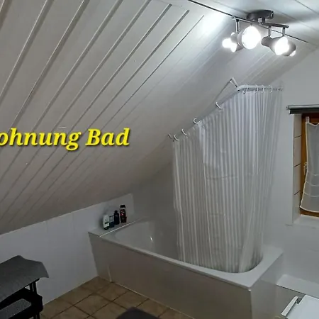 Dachwohnung Mit 3 Schlafzimmer *