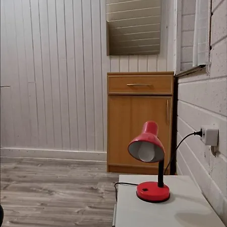 아파트 Dachwohnung Mit 3 Schlafzimmer Wolpertshausen